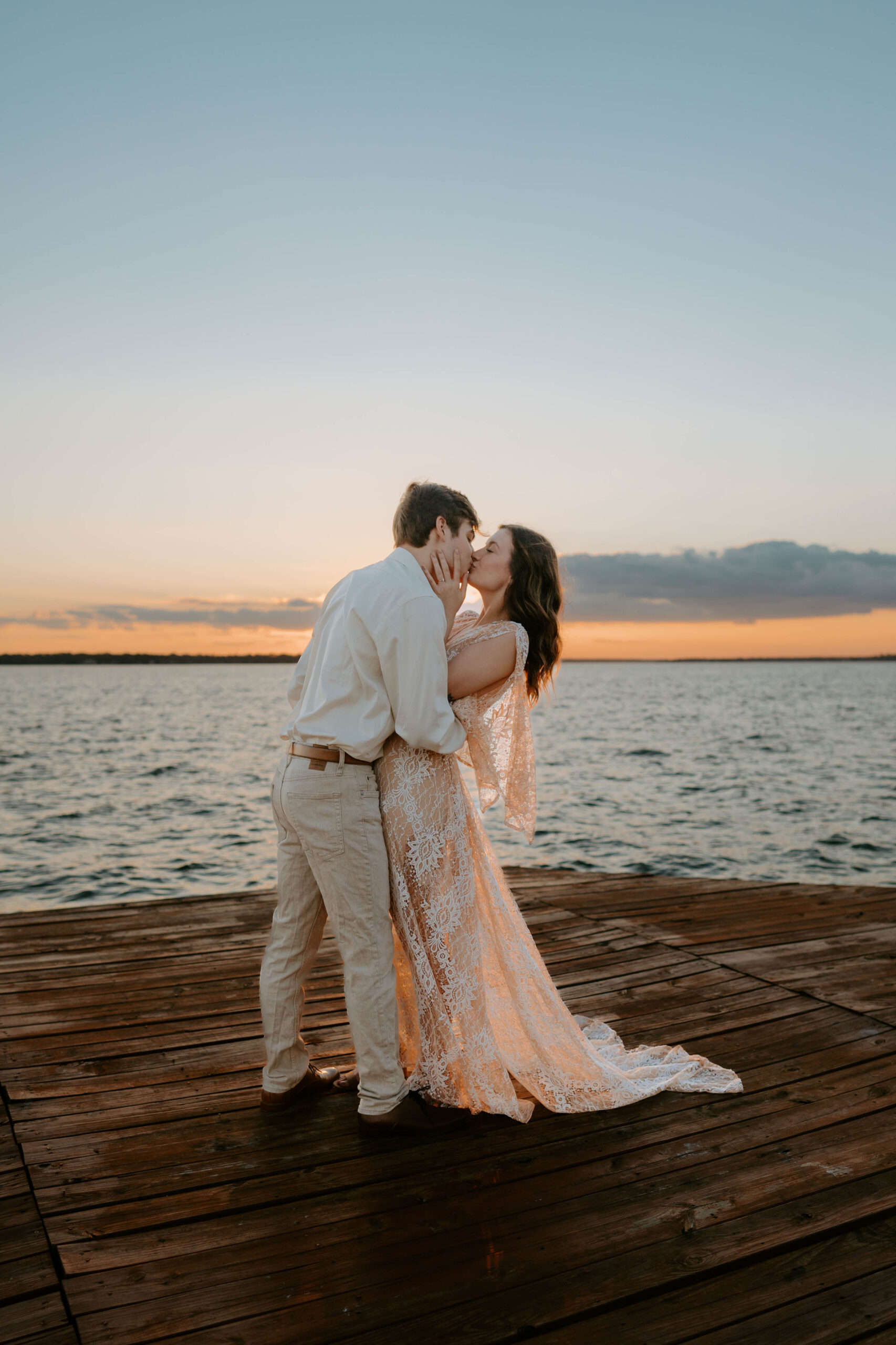 How to Create a Pinterest Moodboard for your Wedding - Courtney LaSalle